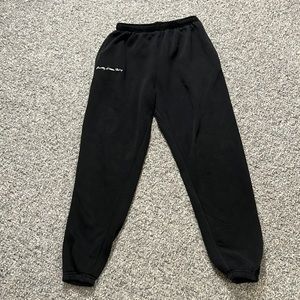 Pretty Little Thing sweatpants